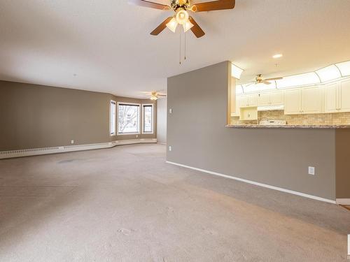 113 70 Crystal Lane, Sherwood Park, AB - Indoor Photo Showing Other Room