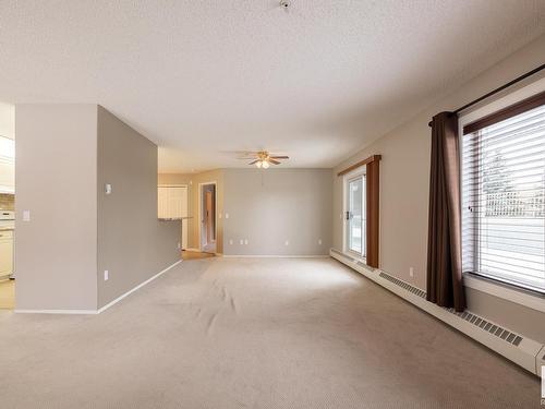 113 70 Crystal Lane, Sherwood Park, AB - Indoor Photo Showing Other Room