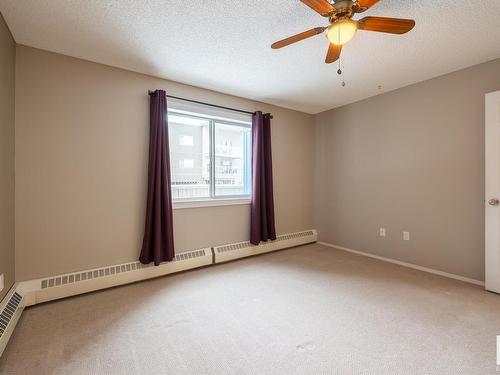 113 70 Crystal Lane, Sherwood Park, AB - Indoor Photo Showing Other Room