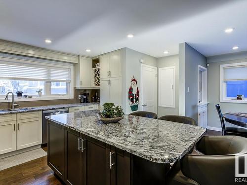 9739 148 Street, Edmonton, AB - Indoor Photo Showing Kitchen