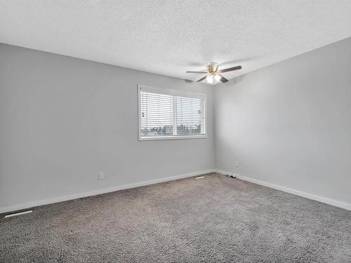 10634 Beaumaris Road, Edmonton, AB - Indoor Photo Showing Other Room