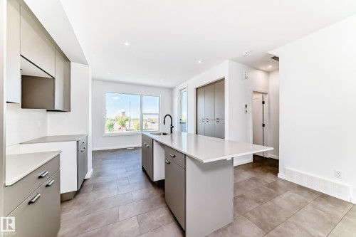 44 5 Rondeau Drive, St. Albert, AB - Indoor Photo Showing Kitchen
