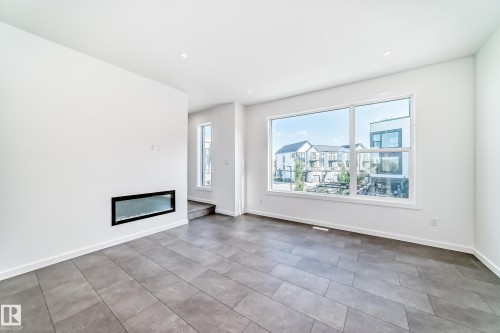 44 5 Rondeau Drive, St. Albert, AB - Indoor