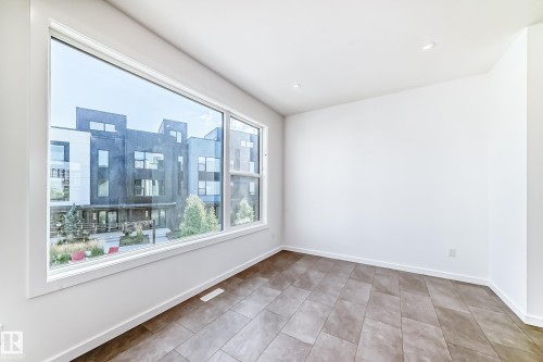 44 5 Rondeau Drive, St. Albert, AB - Indoor Photo Showing Other Room