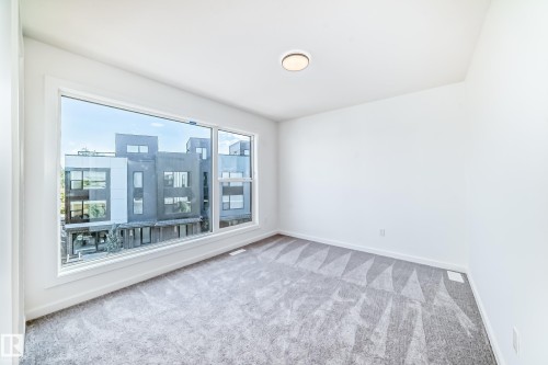 44 5 Rondeau Drive, St. Albert, AB - Indoor Photo Showing Other Room