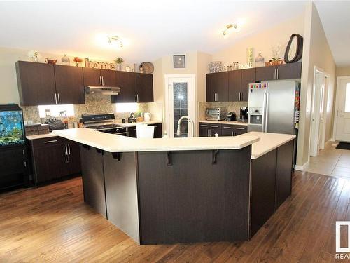 11015 103 Street, Westlock, AB - Indoor Photo Showing Kitchen With Upgraded Kitchen