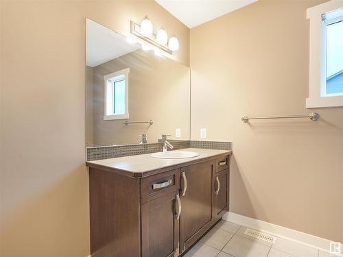 214 401 Southfork Drive, Leduc, AB - Indoor Photo Showing Bathroom