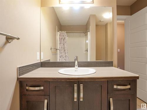 214 401 Southfork Drive, Leduc, AB - Indoor Photo Showing Bathroom