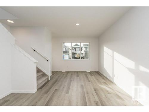 6324 176 Avenue, Edmonton, AB - Indoor