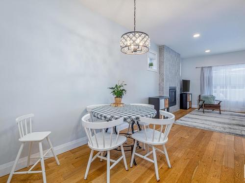 8534 81 Avenue, Edmonton, AB - Indoor Photo Showing Dining Room