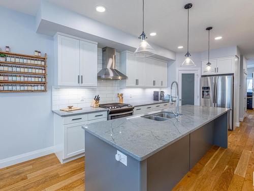 8534 81 Avenue, Edmonton, AB - Indoor Photo Showing Kitchen With Double Sink With Upgraded Kitchen