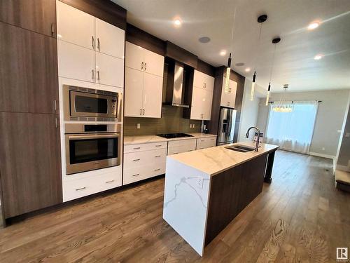 14032 106 Avenue, Edmonton, AB - Indoor Photo Showing Kitchen With Upgraded Kitchen