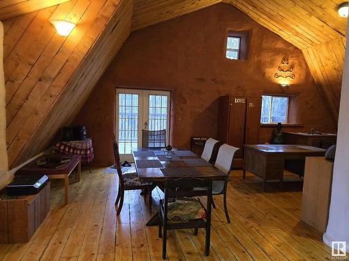 31 & 33 50529 Rge Road 21, Rural Parkland County, AB - Indoor Photo Showing Dining Room