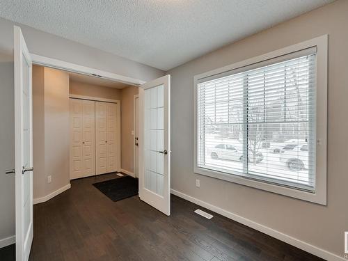 5442 Crabapple Loop, Edmonton, AB - Indoor Photo Showing Other Room