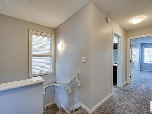 5442 Crabapple Loop, Edmonton, AB - Indoor Photo Showing Other Room