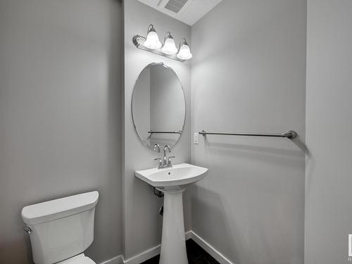 5442 Crabapple Loop, Edmonton, AB - Indoor Photo Showing Bathroom