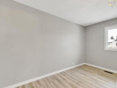 8429 Mill Woods Road, Edmonton, AB - Indoor Photo Showing Other Room