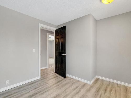 8429 Mill Woods Road, Edmonton, AB - Indoor Photo Showing Other Room