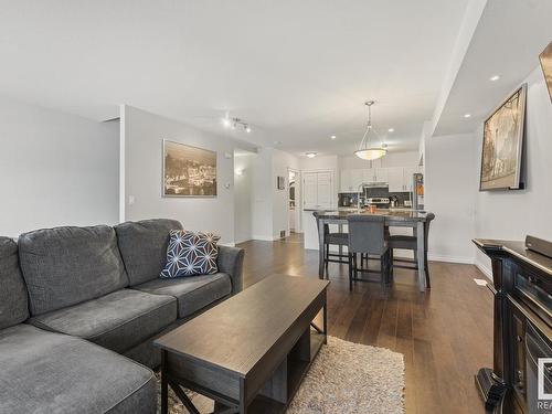 109 801 11 Street, Cold Lake, AB - Indoor Photo Showing Living Room