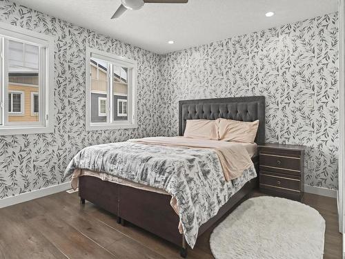 36 2803 14 Avenue, Edmonton, AB - Indoor Photo Showing Bedroom