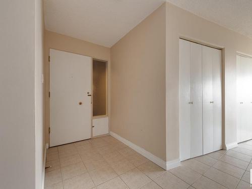 603 12207 Jasper Avenue, Edmonton, AB - Indoor Photo Showing Other Room