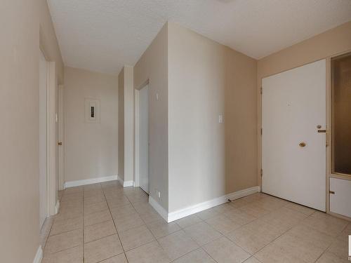 603 12207 Jasper Avenue, Edmonton, AB - Indoor Photo Showing Other Room