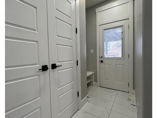 17708 59 Street, Edmonton, AB - Indoor Photo Showing Other Room