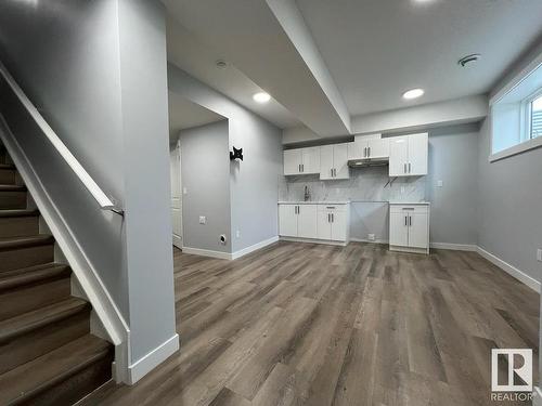 17708 59 Street, Edmonton, AB - Indoor Photo Showing Kitchen