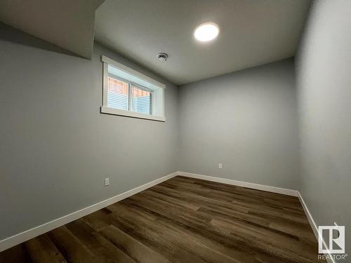 17708 59 Street, Edmonton, AB - Indoor Photo Showing Other Room