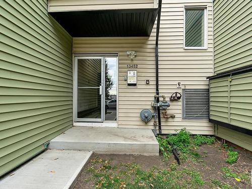 4 13452 Fort Road, Edmonton, AB - Outdoor With Exterior