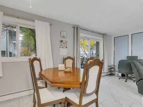 4 13452 Fort Road, Edmonton, AB - Indoor Photo Showing Dining Room