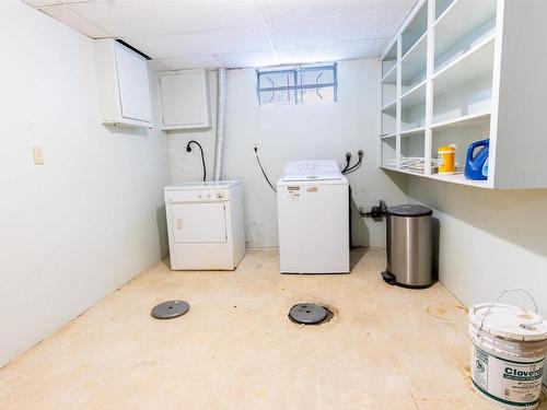 8704 122 Avenue, Edmonton, AB - Indoor Photo Showing Laundry Room