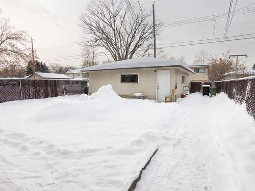 8704 122 Avenue, Edmonton, AB - Outdoor