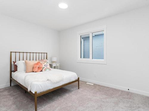 3910 Chrustawka Place, Edmonton, AB - Indoor Photo Showing Bedroom