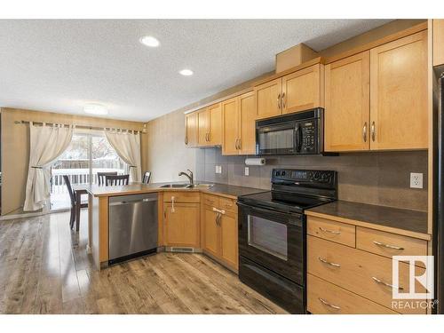 5 Nevis Close, St. Albert, AB - Indoor Photo Showing Kitchen With Double Sink