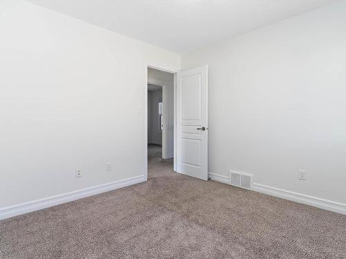 2805 16A Avenue, Edmonton, AB - Indoor Photo Showing Other Room