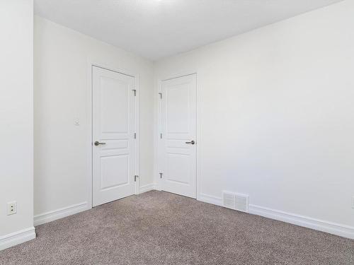 2805 16A Avenue, Edmonton, AB - Indoor Photo Showing Other Room