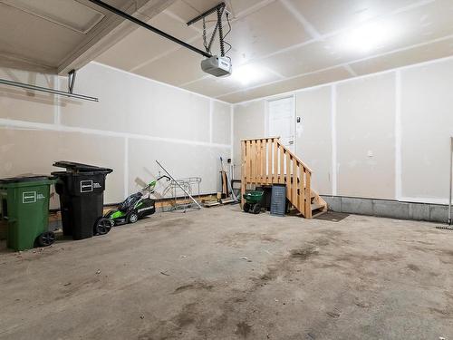 2805 16A Avenue, Edmonton, AB - Indoor Photo Showing Garage