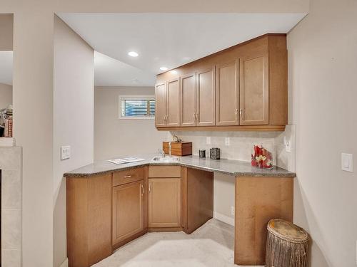 29 841 156 Street, Edmonton, AB - Indoor Photo Showing Kitchen