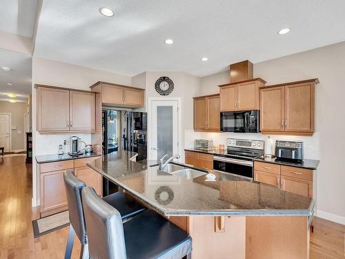 29 841 156 Street, Edmonton, AB - Indoor Photo Showing Kitchen