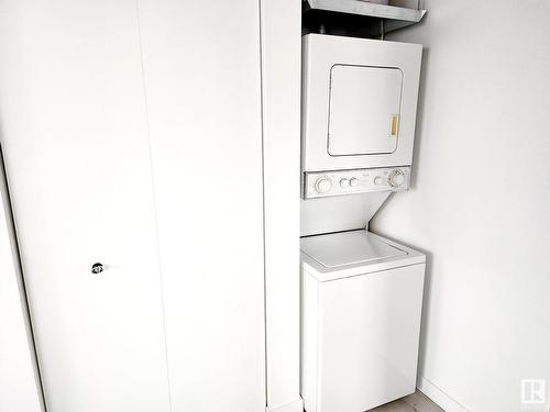 1609 10024 Jasper Avenue, Edmonton, AB - Indoor Photo Showing Laundry Room