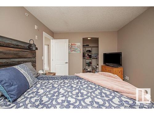 304 5204 52 Avenue, Tofield, AB - Indoor Photo Showing Bedroom