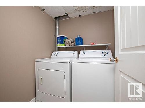 304 5204 52 Avenue, Tofield, AB - Indoor Photo Showing Laundry Room