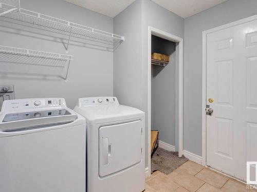 1510 Wellwood Way, Edmonton, AB - Indoor Photo Showing Laundry Room