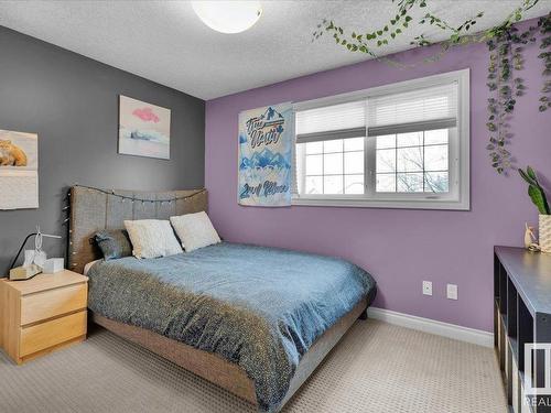 9 Huntington Drive, Spruce Grove, AB - Indoor Photo Showing Bedroom