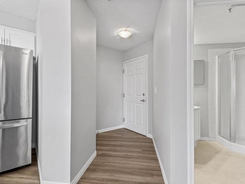 106 636 Mcallister Loop, Edmonton, AB - Indoor Photo Showing Other Room