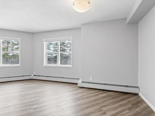 106 636 Mcallister Loop, Edmonton, AB - Indoor Photo Showing Other Room