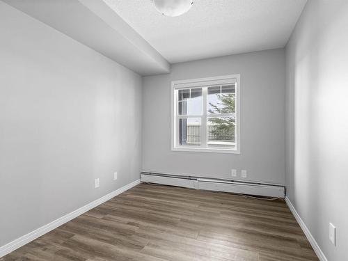 106 636 Mcallister Loop, Edmonton, AB - Indoor Photo Showing Other Room