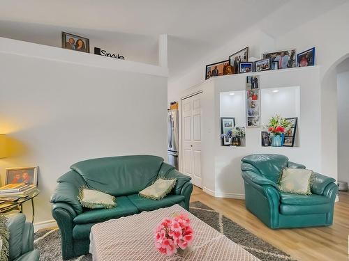 51 Durocher Street, St. Albert, AB - Indoor Photo Showing Living Room