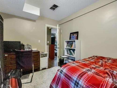 51 Durocher Street, St. Albert, AB - Indoor Photo Showing Bedroom